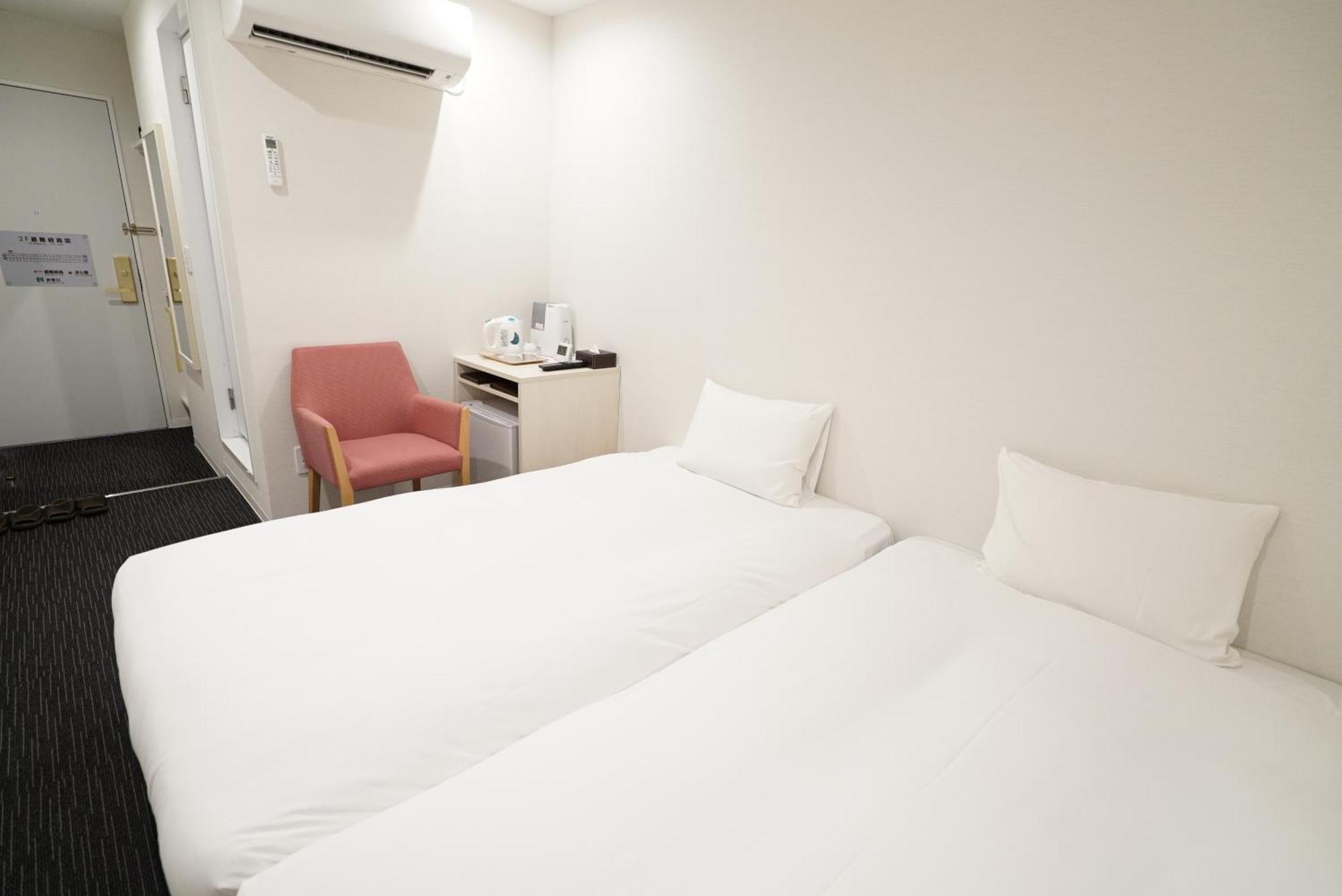 Cvs Bay Hotel New Building Urayasu Buitenkant foto