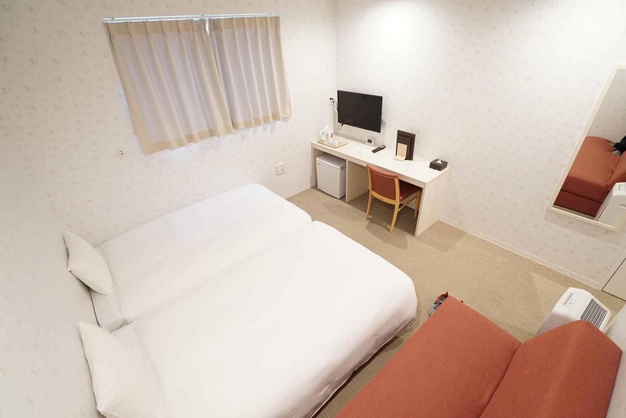 Cvs Bay Hotel New Building Urayasu Buitenkant foto